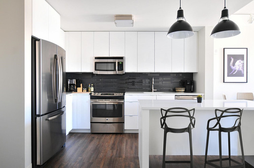 Stołek barowy Lexi czarny