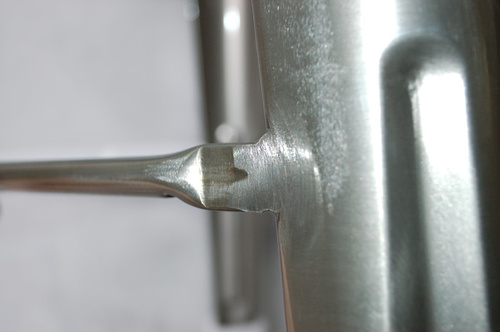 Stołek Paris metaliczny inspirowany       Tolix